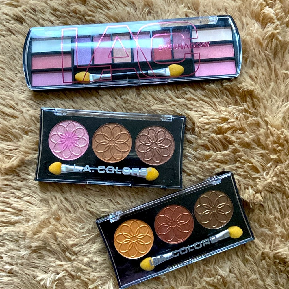 Bundle of three eyeshadow palettes